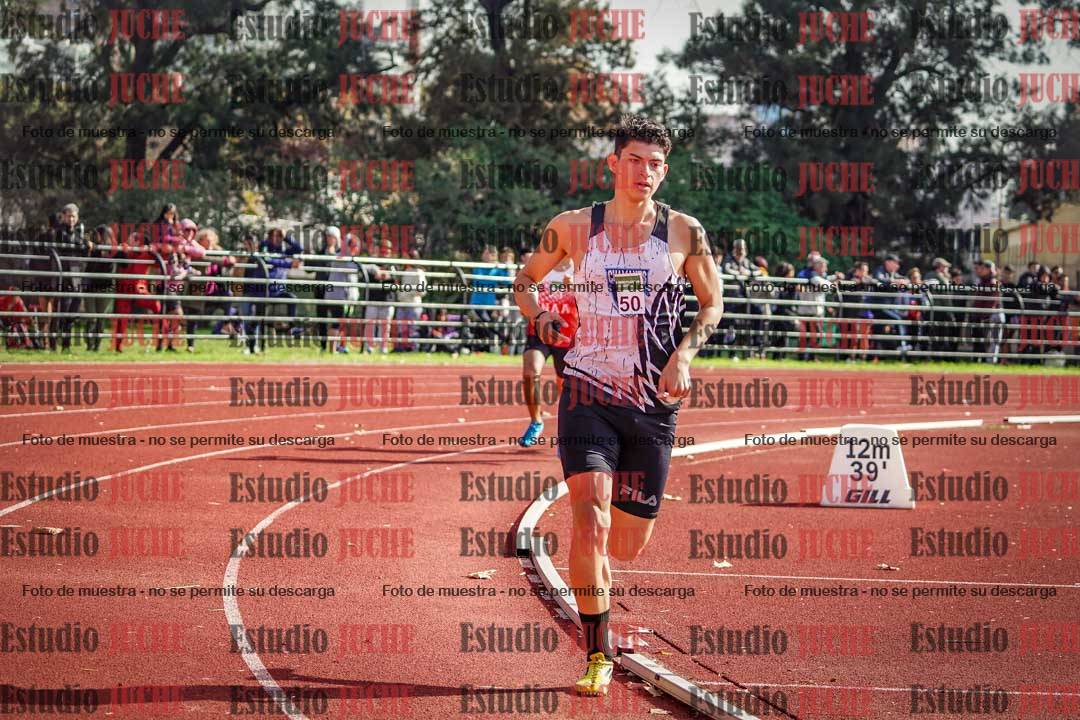 Fotos de los 800 m llanos de varones