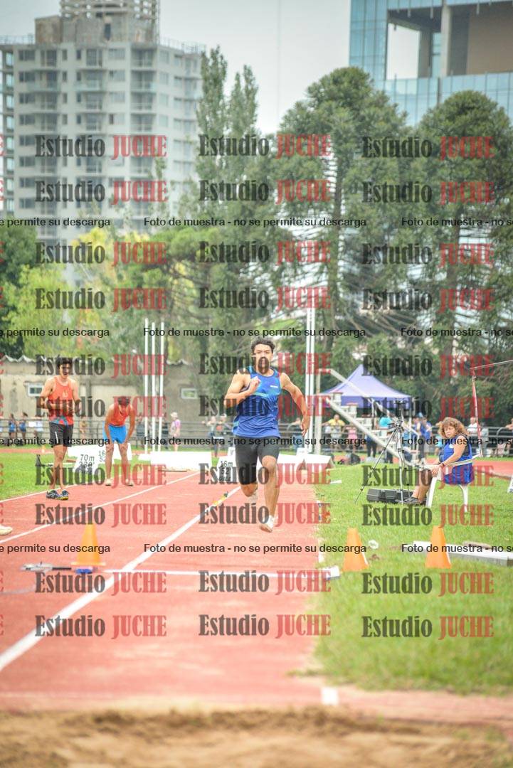 Fotos del salto triple - tabla de 8 y 10