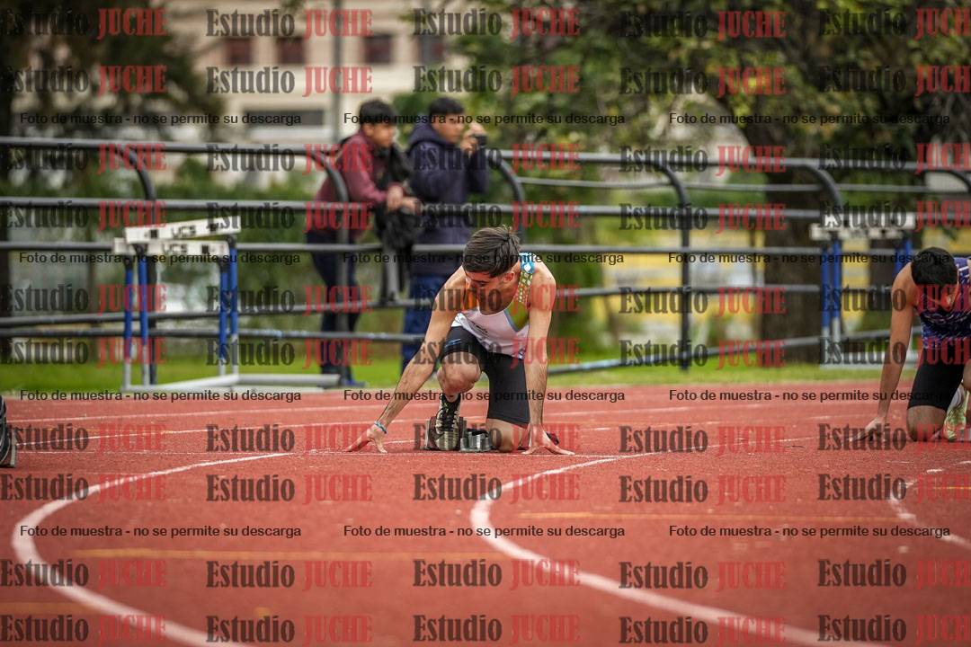Fotos de los 200 m llanos de varones