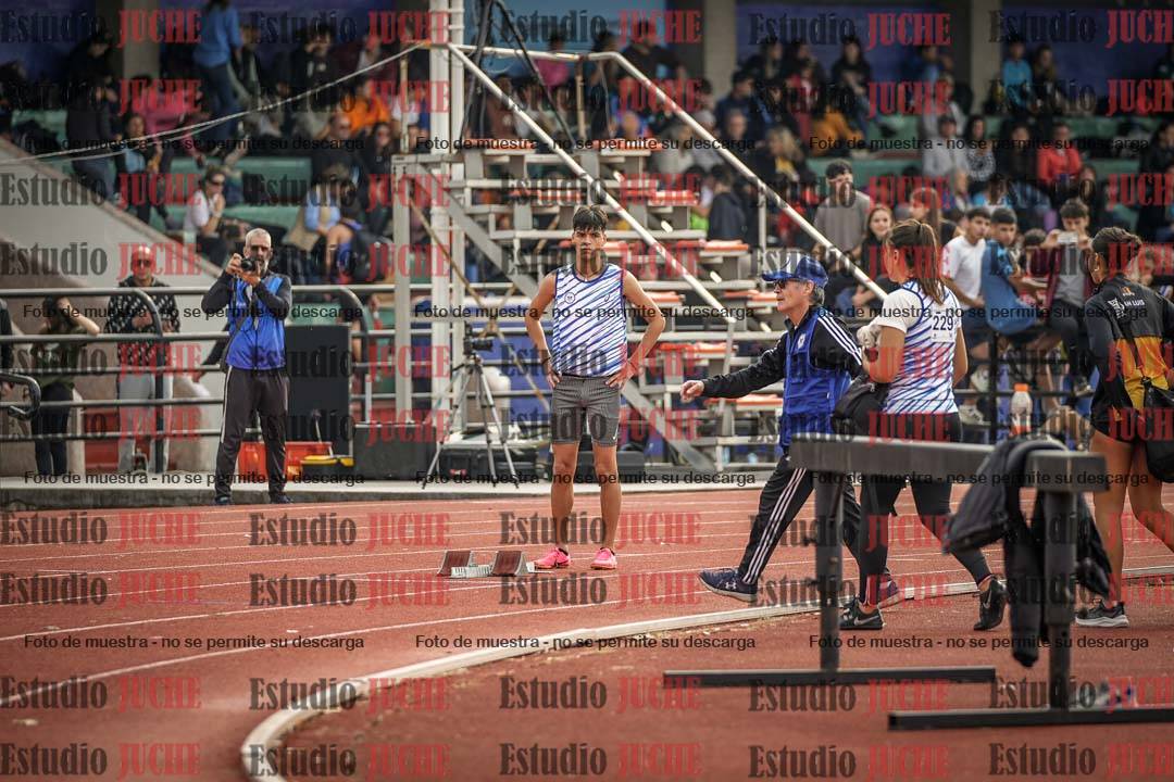 Fotos de los 400 m llanos de varones