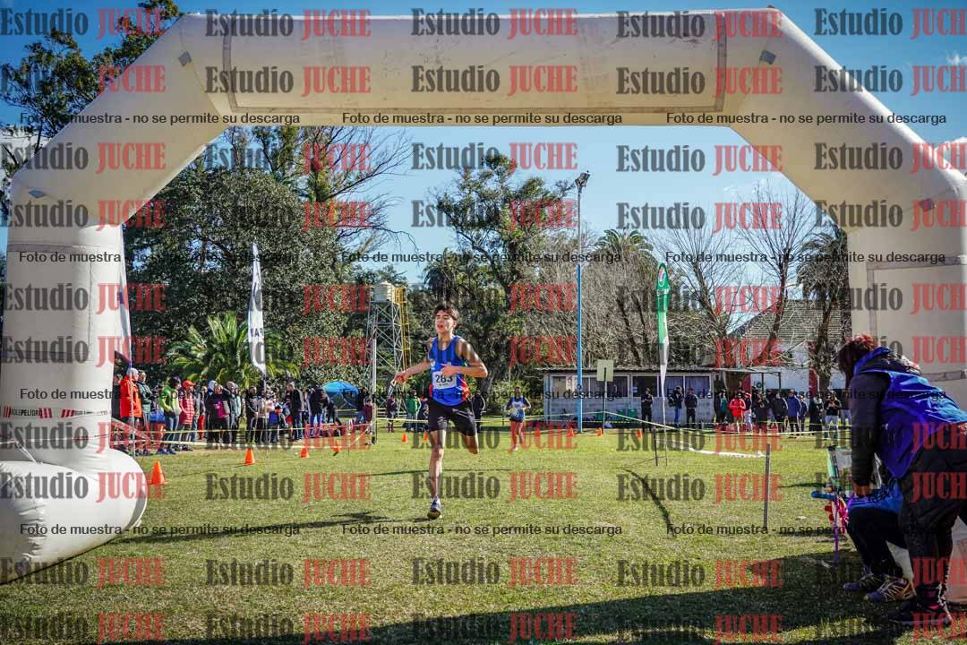 Fotos de la llegada del cross de 3000 m
