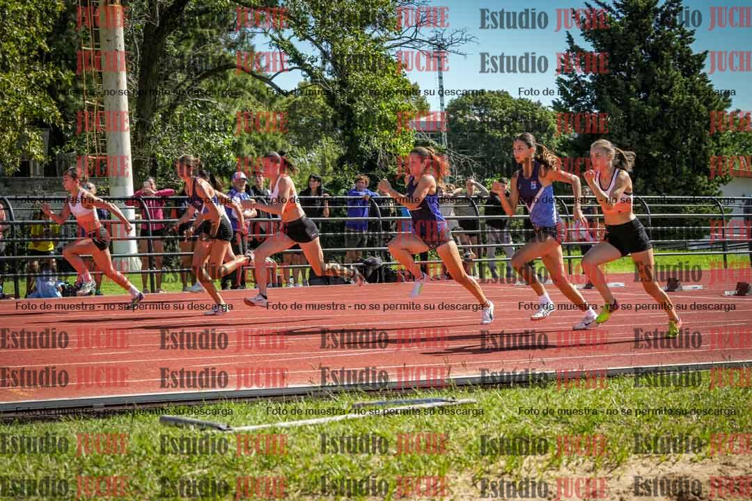 Fotos de los 100 m con vallas de mujeres
