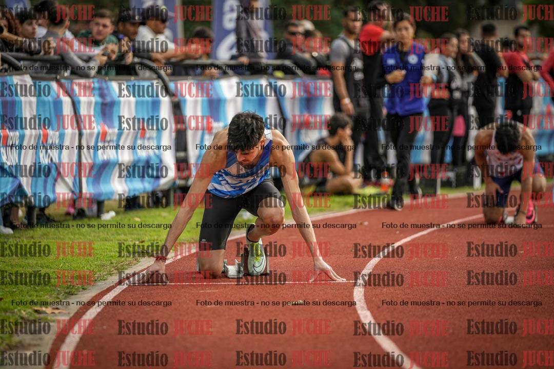 Fotos de los 400 m llanos de varones