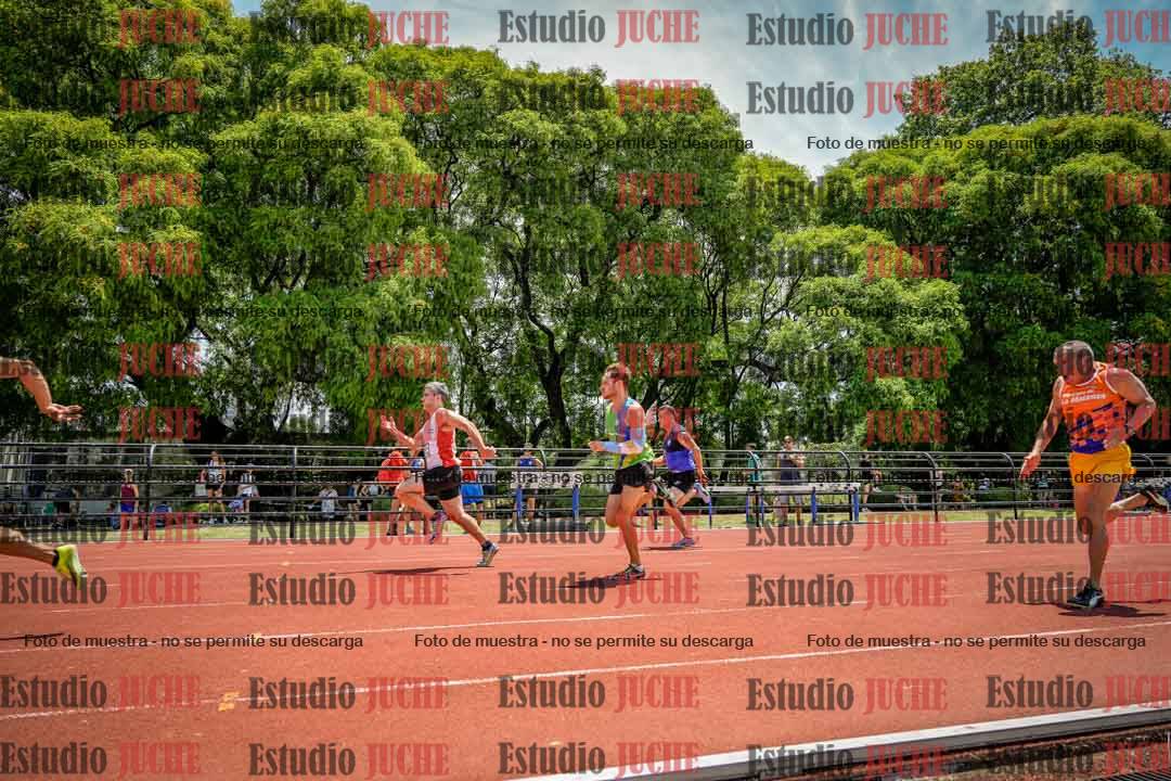 Fotos de los 100 m llanos de varones