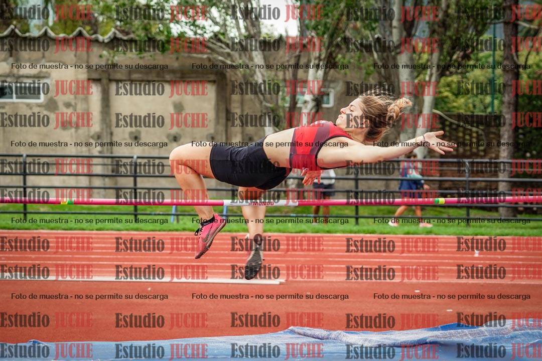 Fotos del salto en alto de mujeres