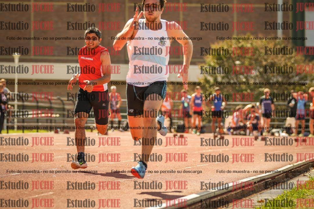 Fotos de los 100 m llanos de varones