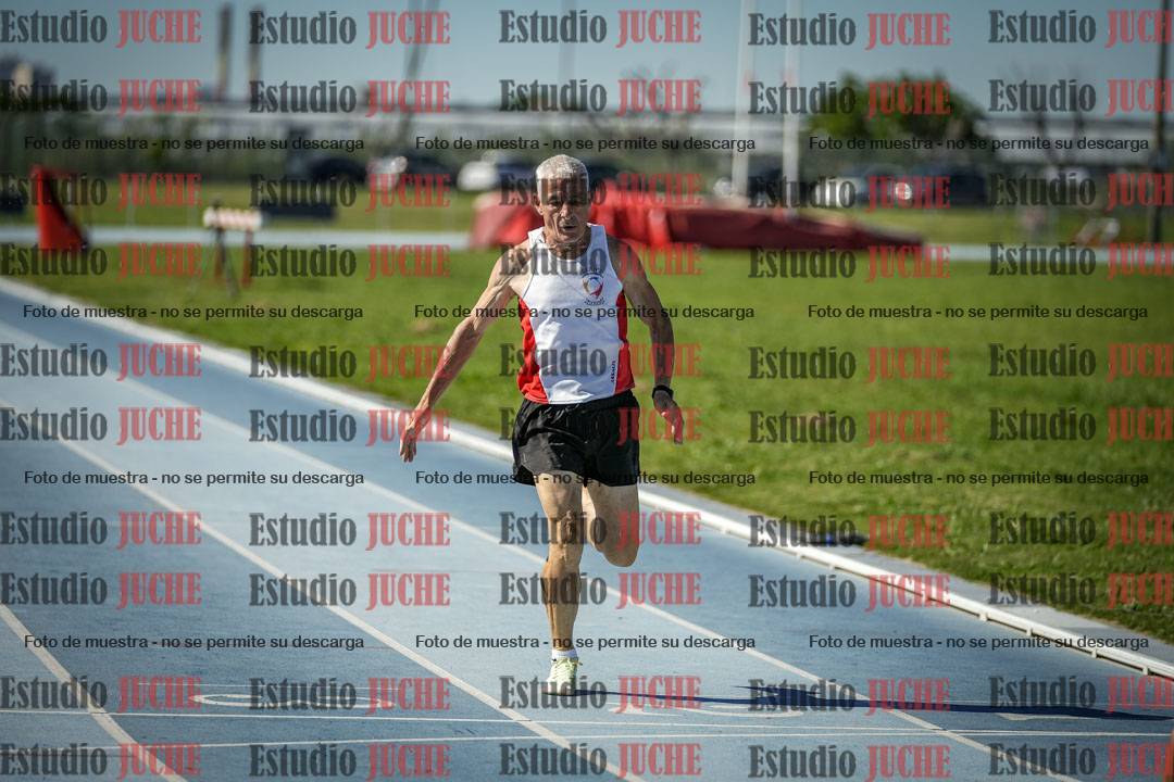 Fotos de los 400 m llanos de varones