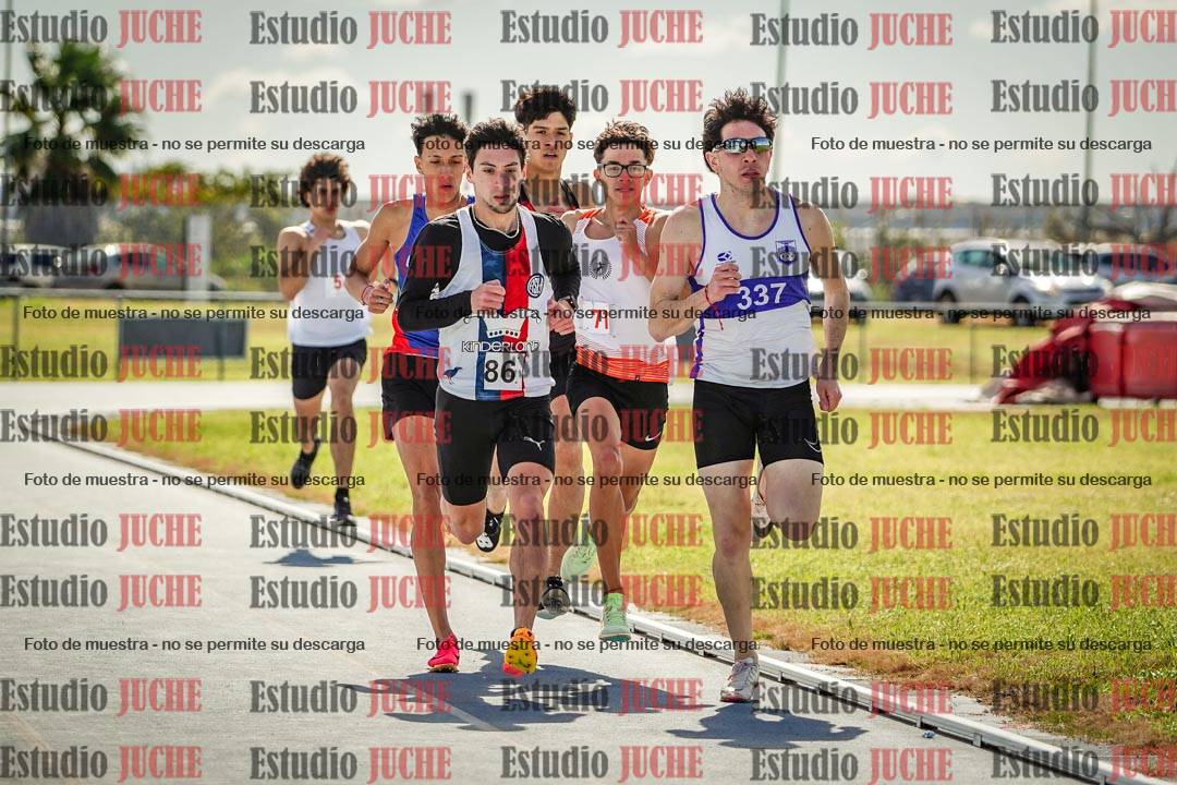 Fotos de los 800 m llanos de varones