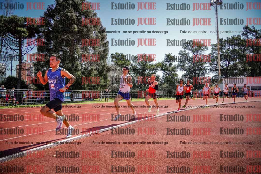 Fotos de los 1500 m llanos de varones