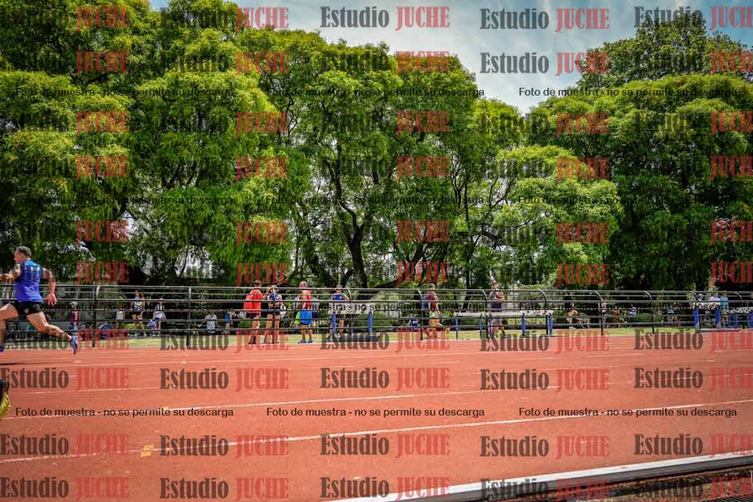 Fotos de los 100 m llanos de varones
