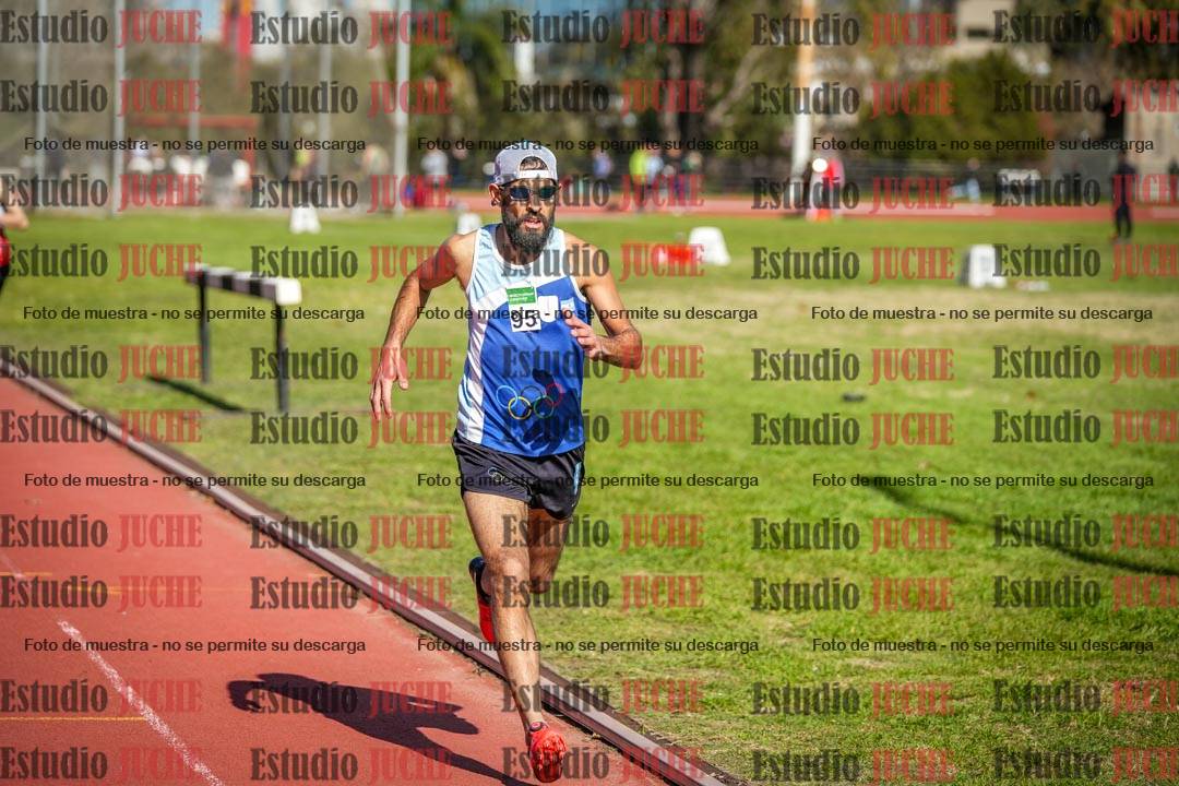 Fotos de los 800 m llanos de varones