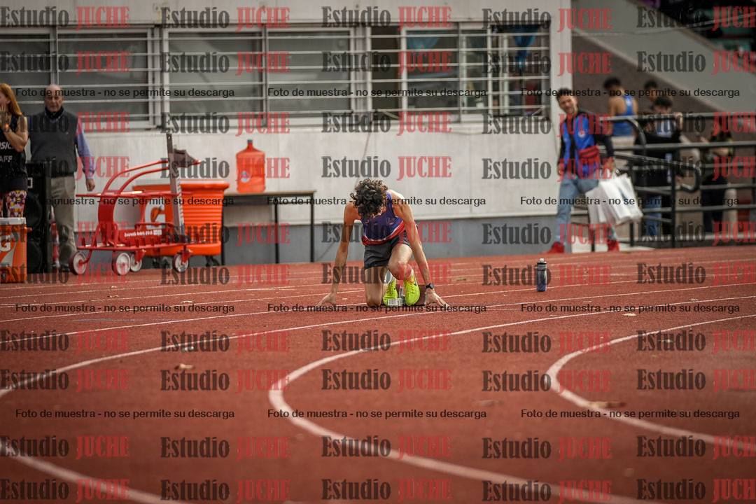 Fotos de los 400 m llanos de varones