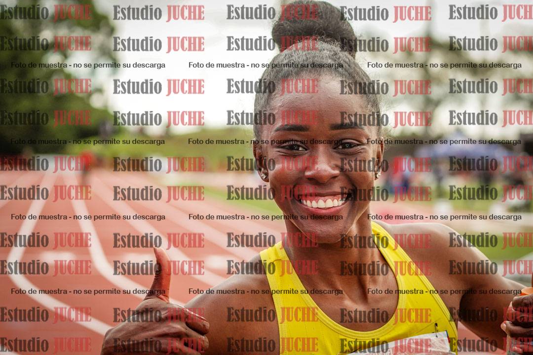 Fotos de algunos extras y podios del día 3