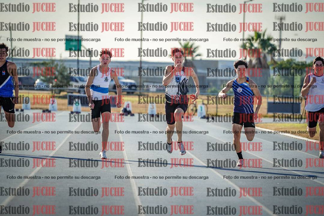 Fotos de los 100 m llanos de varones - FINAL U18