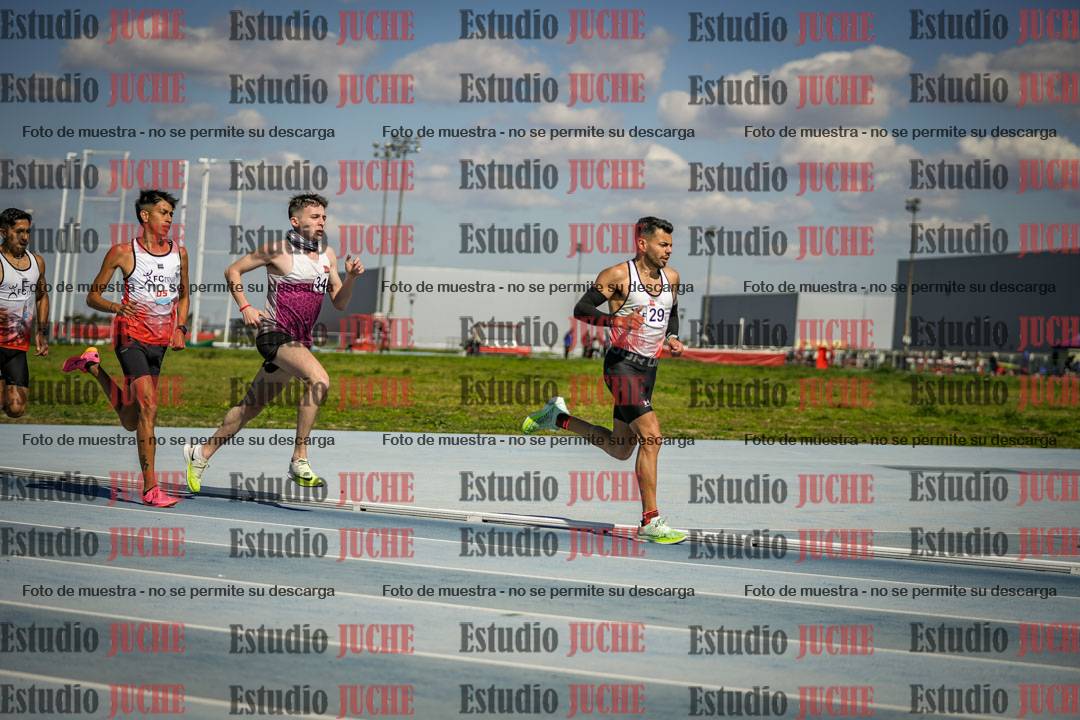Fotos de los 5000 m llanos de mujeres y varones