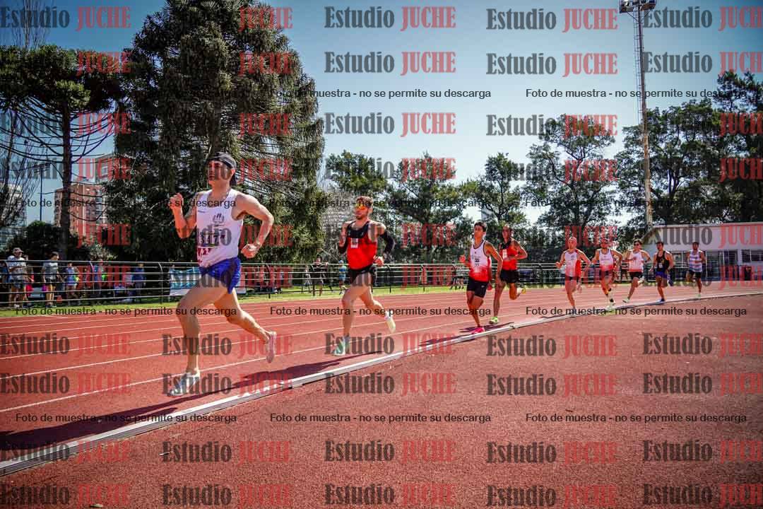Fotos de los 1500 m llanos de varones