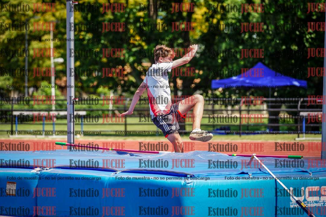 Fotos del salto en alto de varones