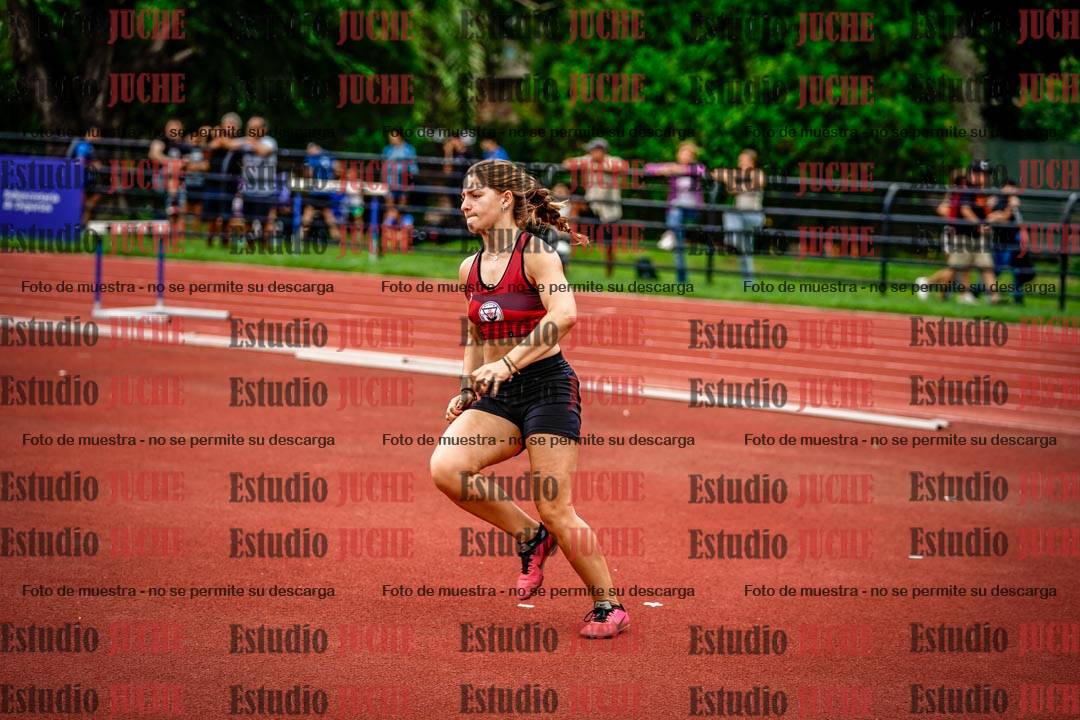 Fotos del salto en alto de mujeres