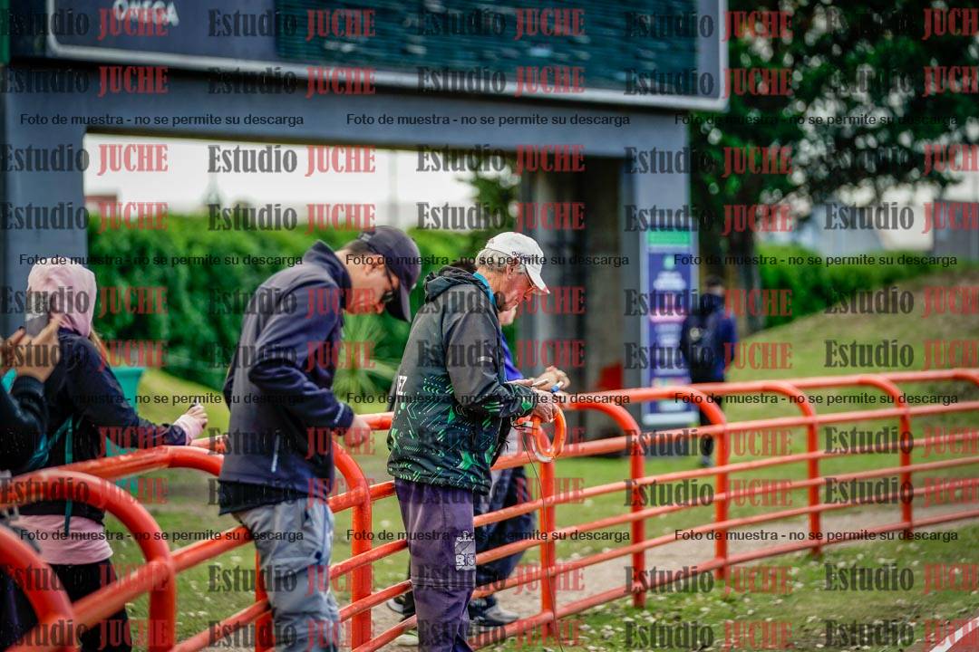 Fotos de algunos extras y podios del día 3