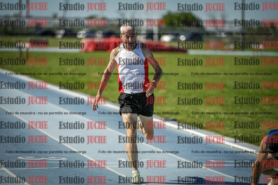 Fotos de los 400 m llanos de varones