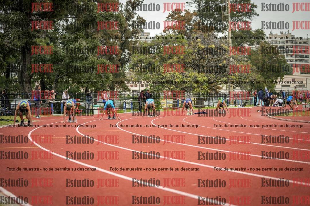 Fotos de los 200 m llanos de varones