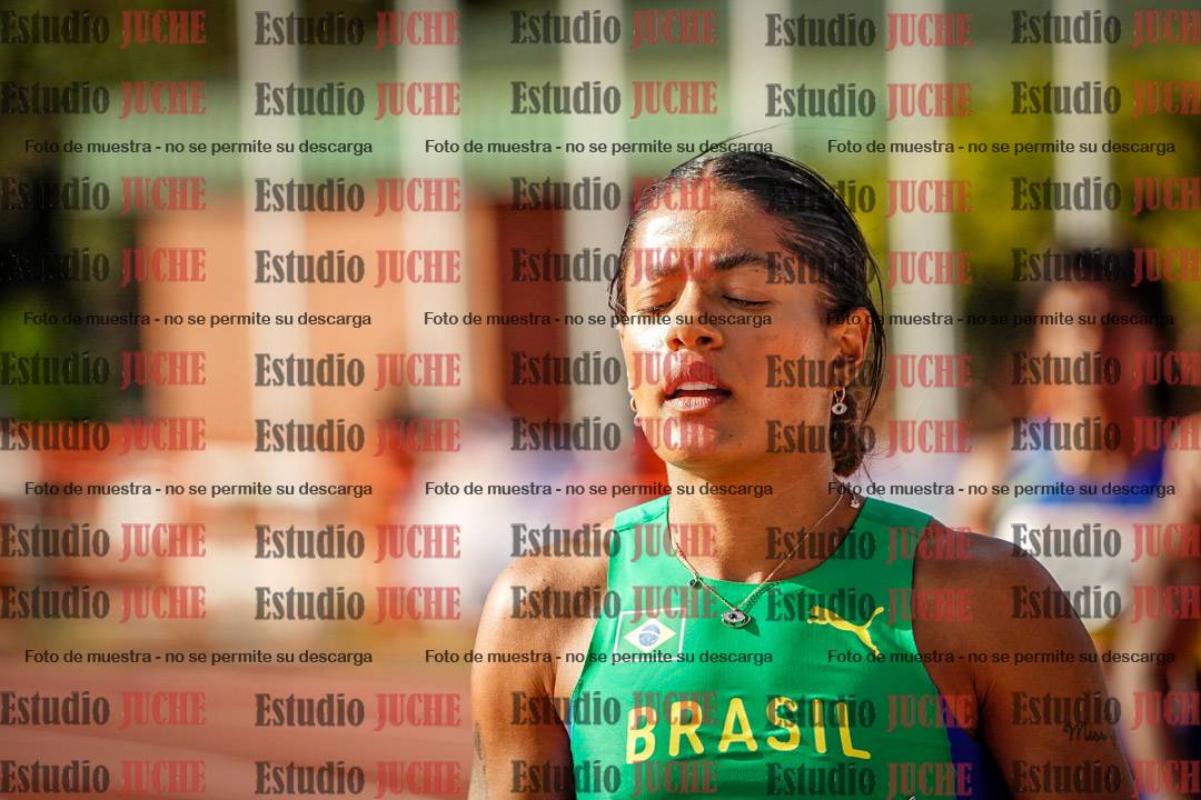 Fotos de algunos extras y podios del día 1