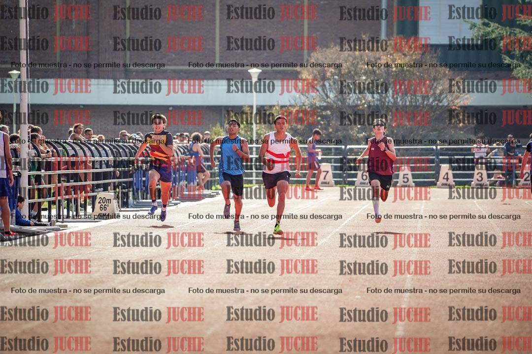 Fotos de los 200 m llanos de varones