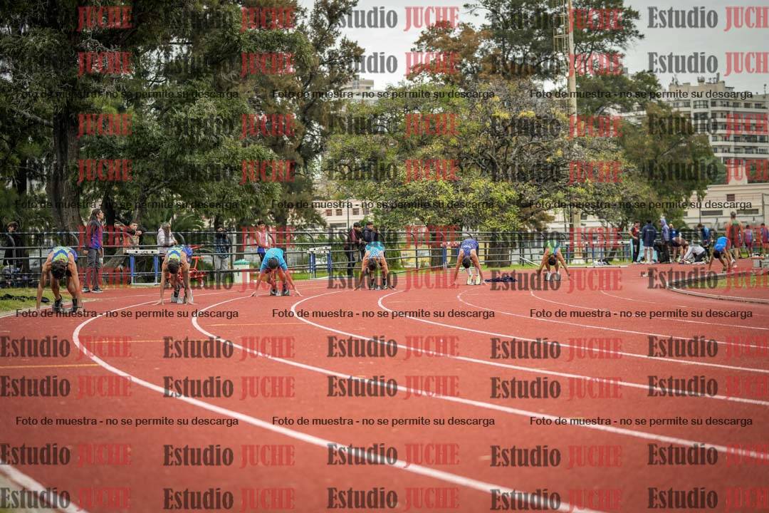 Fotos de los 200 m llanos de varones