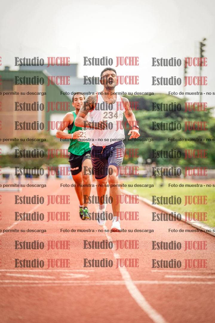 Fotos de los 3000 m llanos de varones