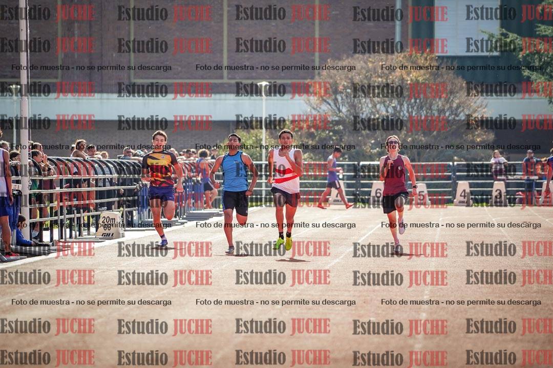 Fotos de los 200 m llanos de varones