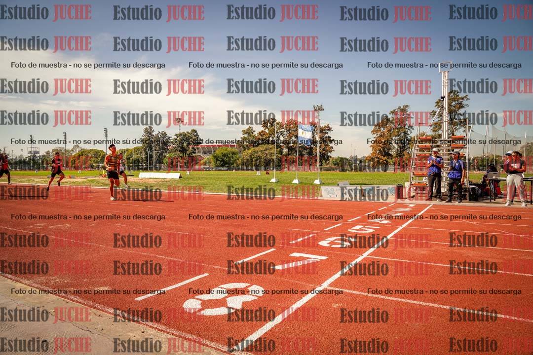 Fotos de los 100 m llanos de varones