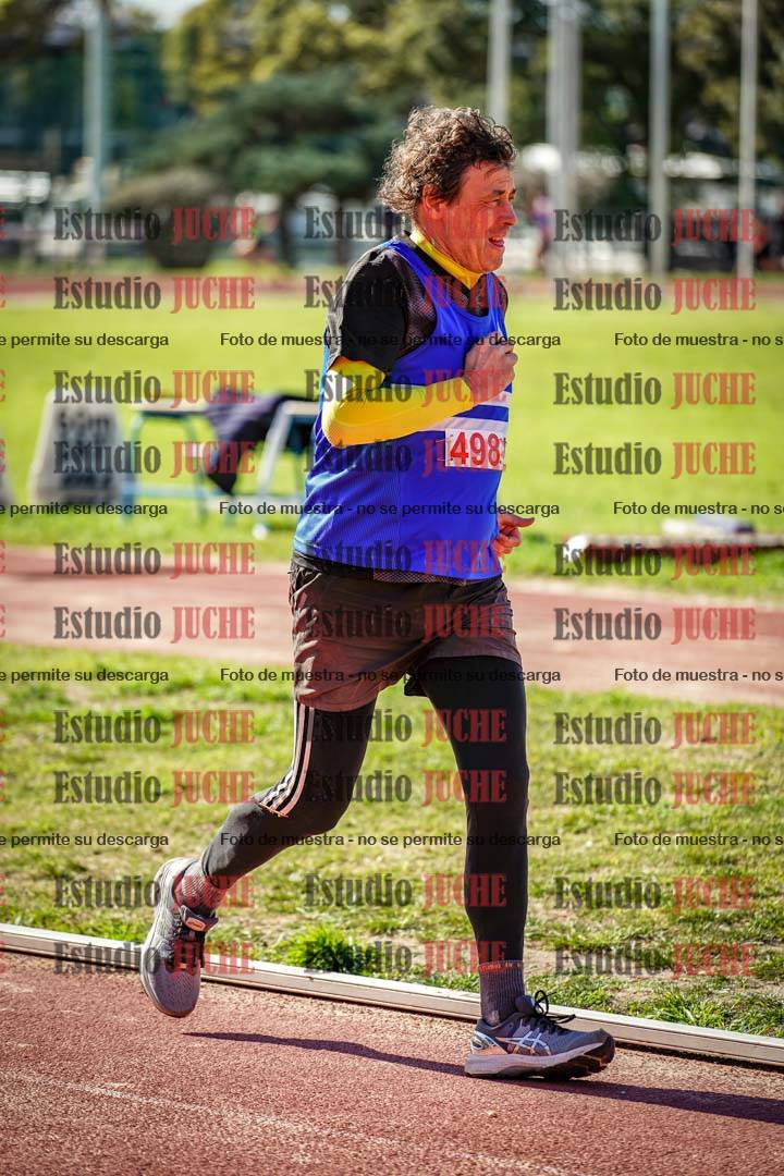 Fotos de los 800 m llanos de varones