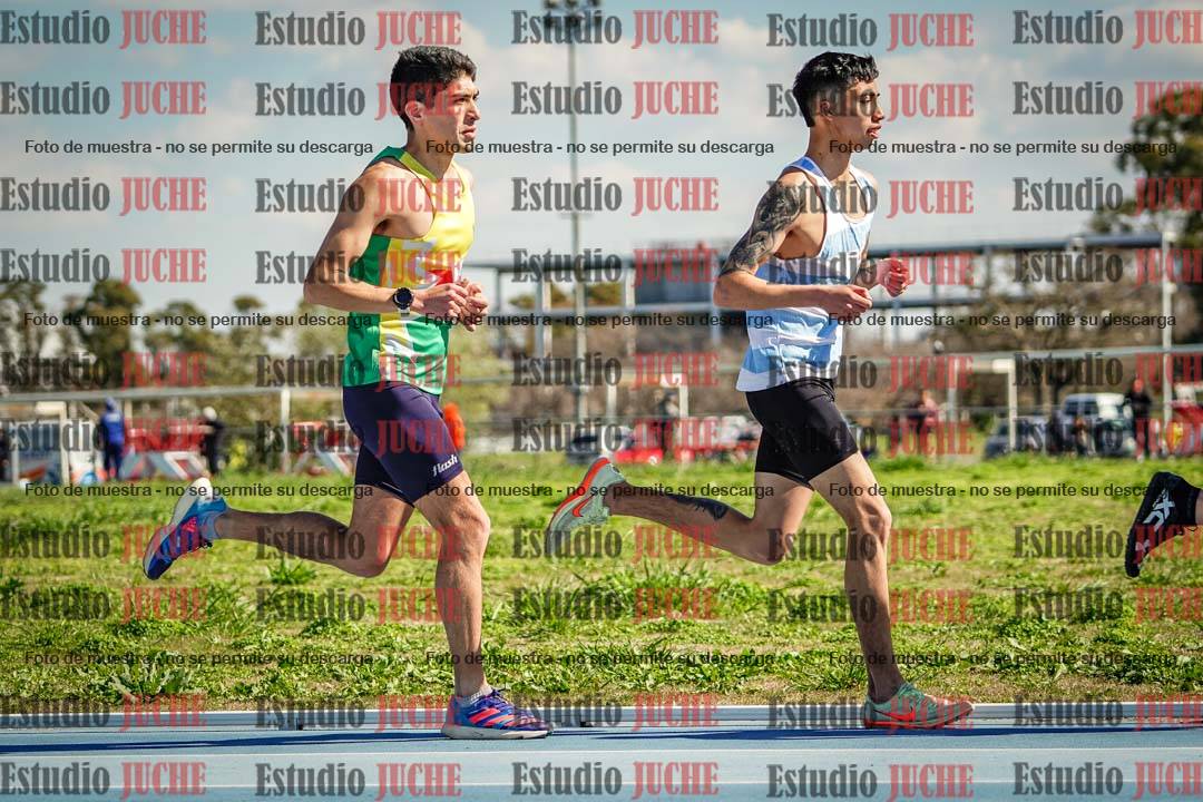 Fotos de los 5000 m llanos de mujeres y varones