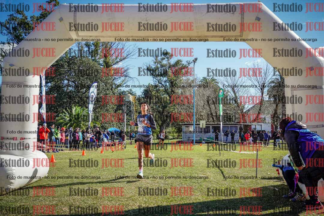 Fotos de la llegada del cross de 3000 m