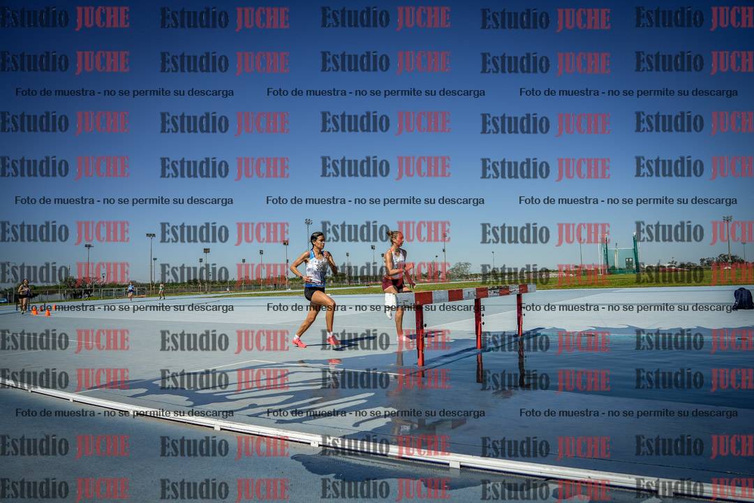 Fotos de los 2000 m con obstáculos de mujeres