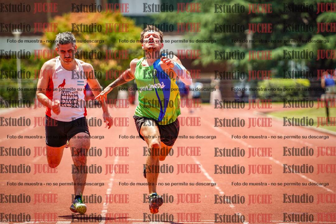 Fotos de los 100 m llanos de varones