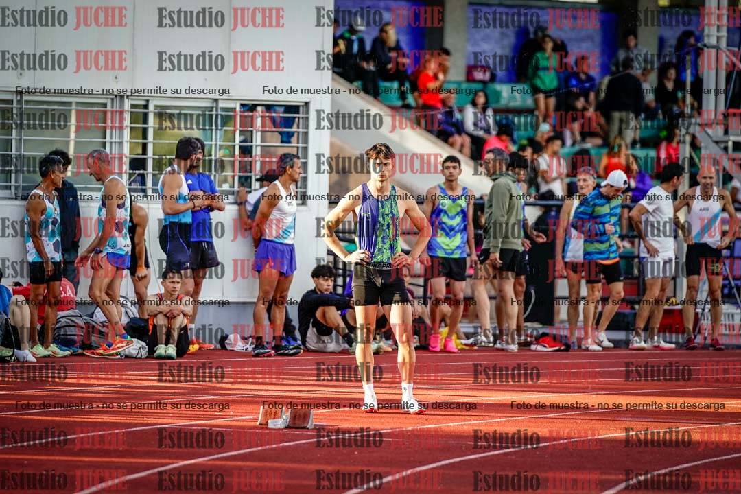 Fotos de los 400 m llanos de varones