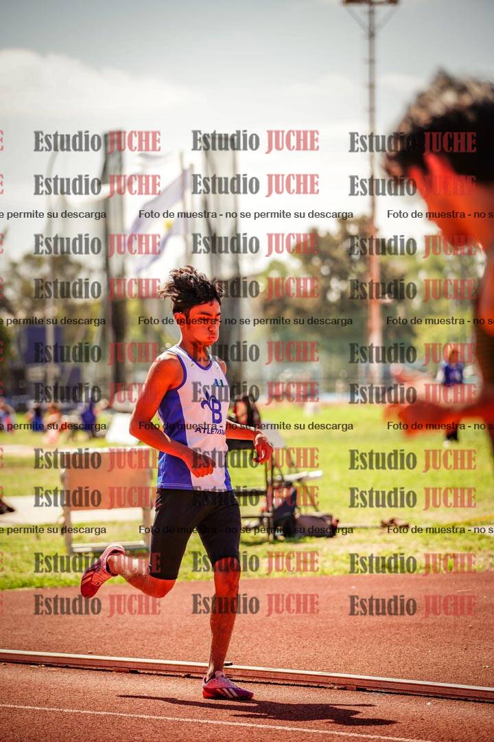 Fotos de los 400 m llanos de varones