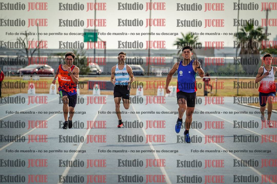 Fotos de los 200 m llanos de varones