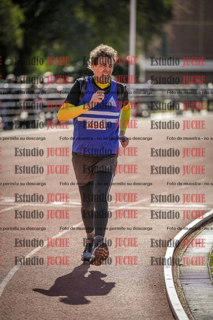 Fotos de los 800 m llanos de varones