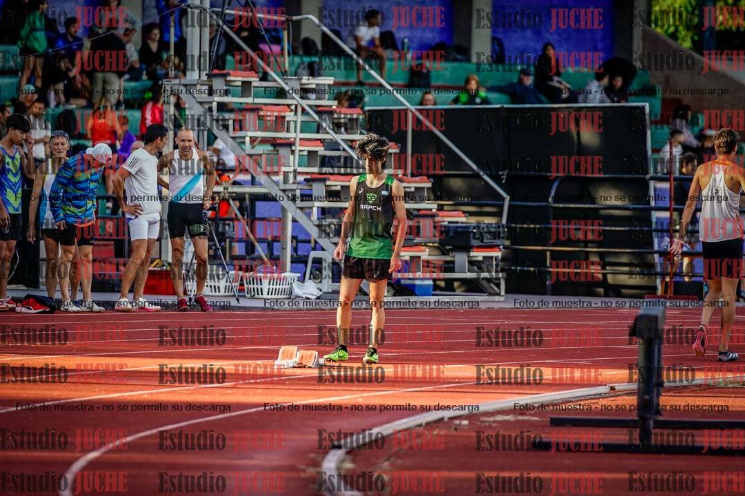 Fotos de los 400 m llanos de varones