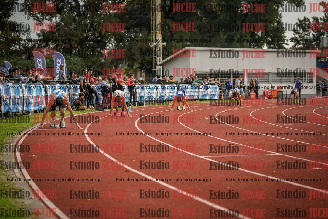 Fotos de los 400 m llanos de varones