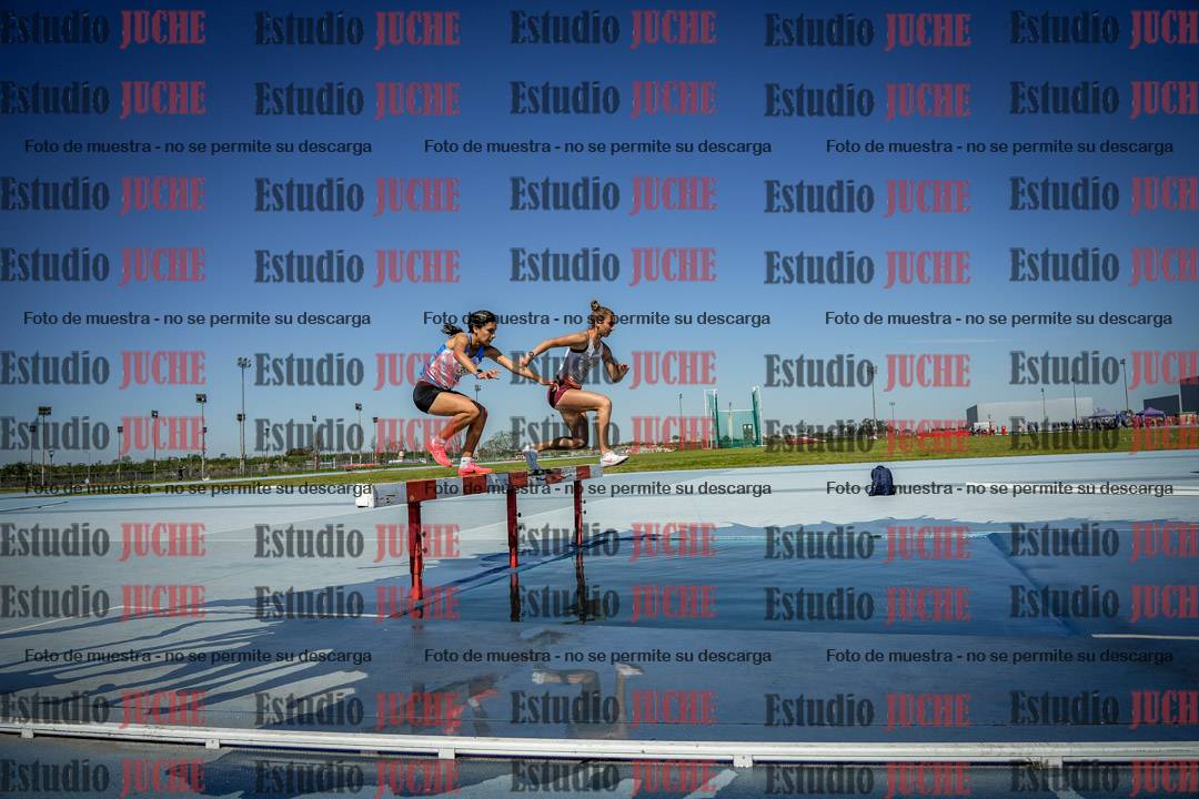 Fotos de los 2000 m con obstáculos de mujeres