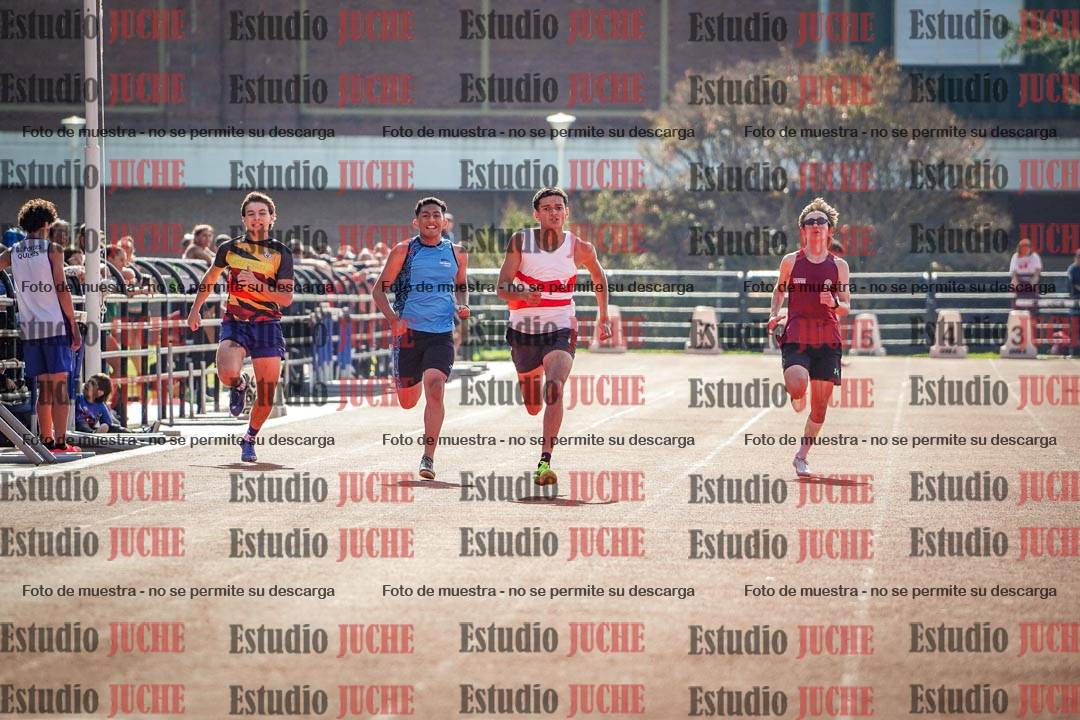 Fotos de los 200 m llanos de varones