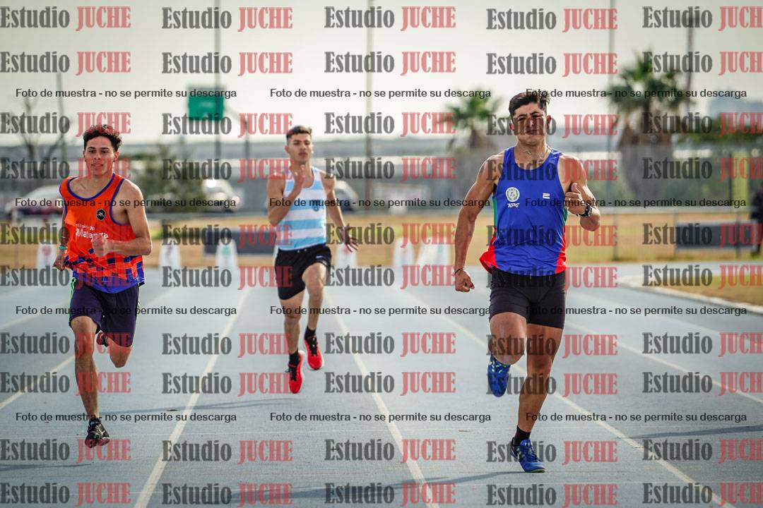 Fotos de los 200 m llanos de varones