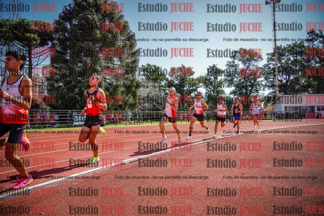 Fotos de los 1500 m llanos de varones