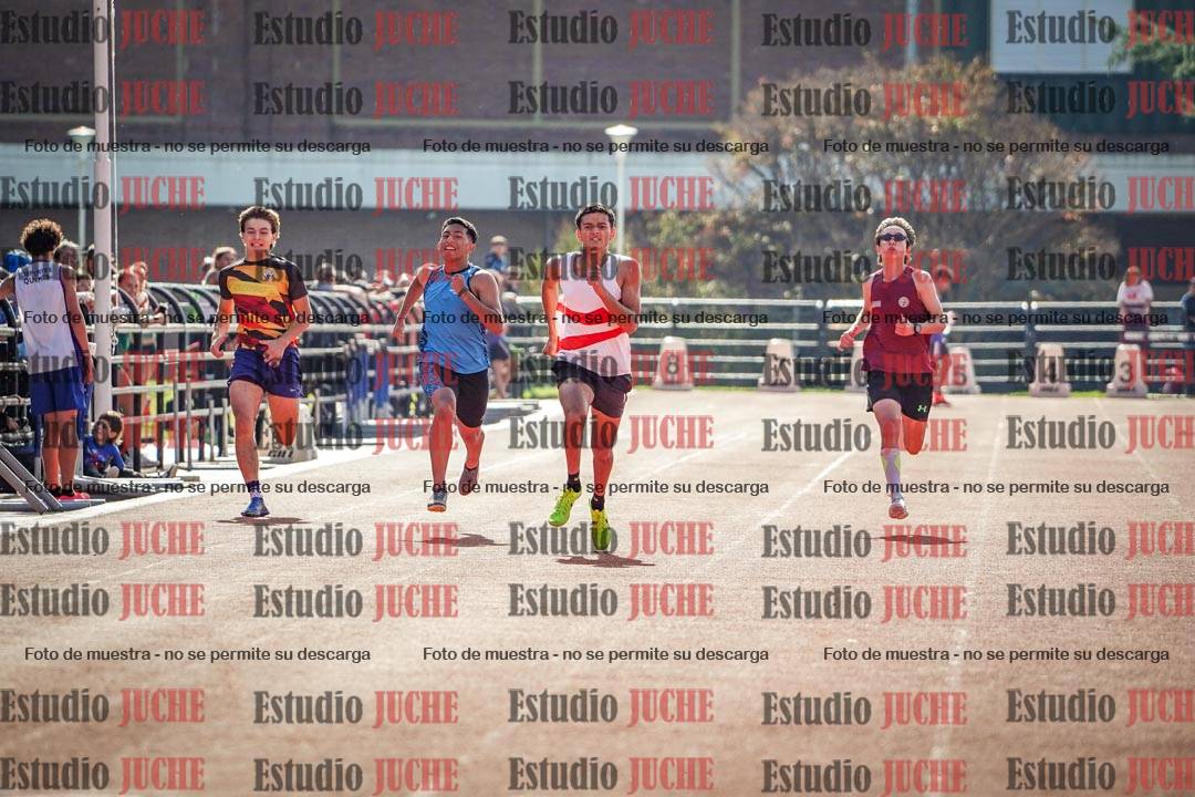 Fotos de los 200 m llanos de varones