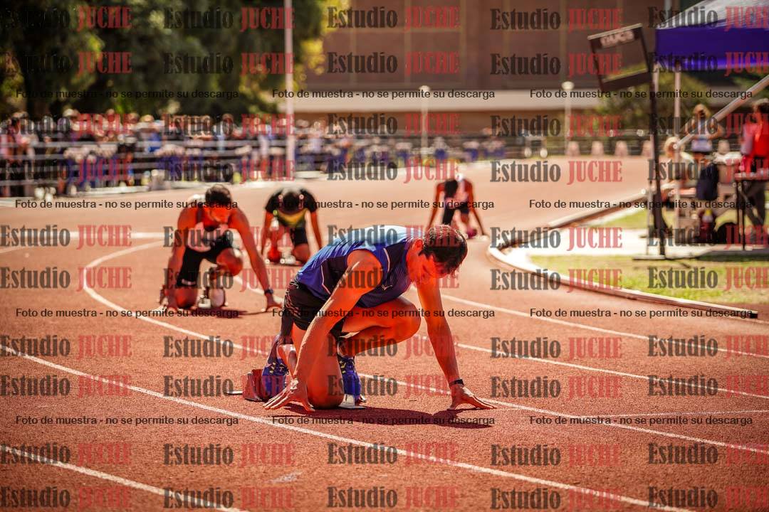Fotos de los 400 m llanos de varones
