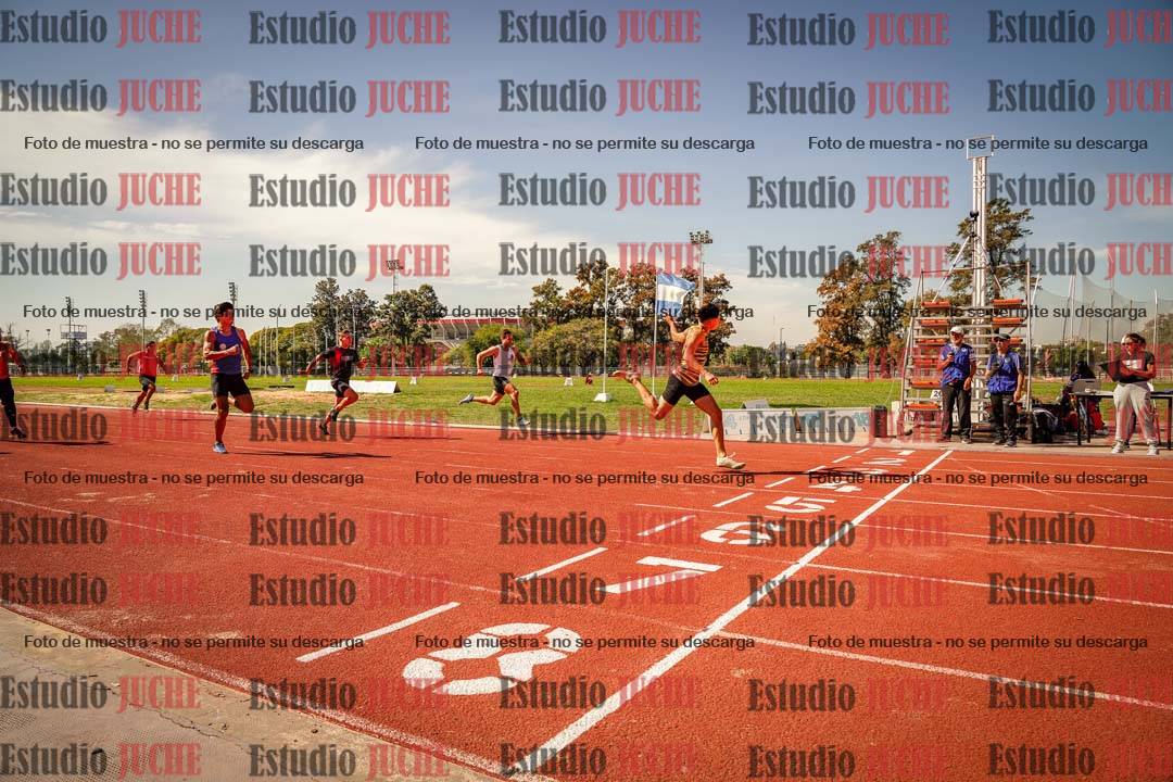 Fotos de los 100 m llanos de varones