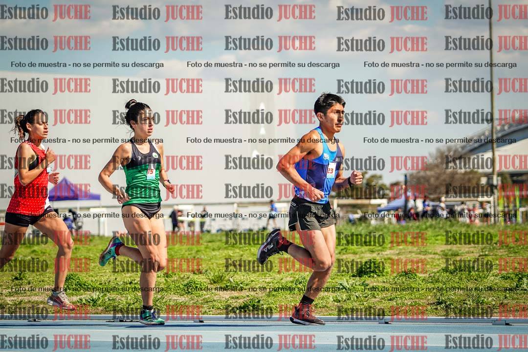 Fotos de los 5000 m llanos de mujeres y varones